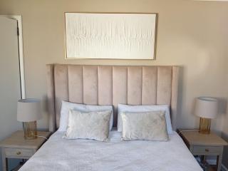 Weekend at Bernies - 4