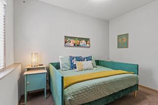 Creekside Lodge - Sleeps 14 Fire Pit Pond - 8