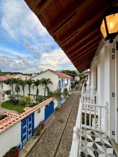 Villa con Piscina Privada en Cauca Viejo - 6