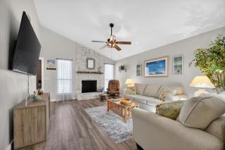Coral Reef Retreat - 5