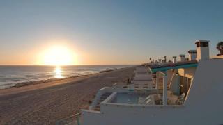 Cozy & Colorful Beachfront Condo Las Olas I 28 - 6