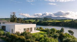 Casa del Sol, Raglan - 0