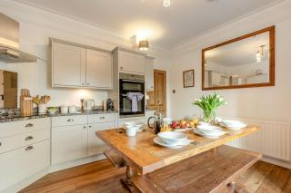 4 Bed in Appledore oc-sunni - 2