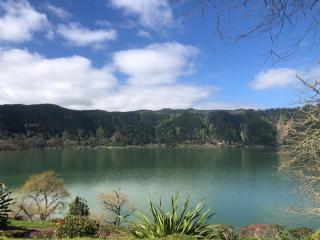 Furnas Lake Cottage - 5