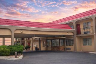 Tree Inn & Suites Albuquerque - 2