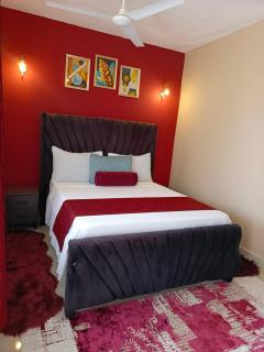 Catwalk Factory Apartment - 2