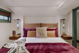 Luxe 6-bedroom Garden District Suite Hotel Pool - 9