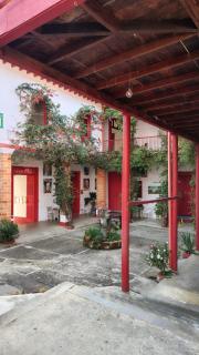 Casa Republicana Hostel - 4