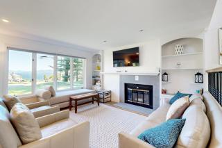 Lakeshore Retreat - Gilford - 8