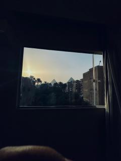 pyramids fort& free pick up shuttel - 5