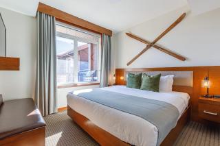 Falcon Crest Sunrise Retreat - 8