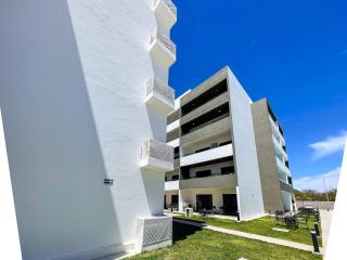 Cozy apartment with pools near the beach - 8