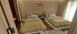 Modern 2BR in Top Area in Sheikh Zayed - 5