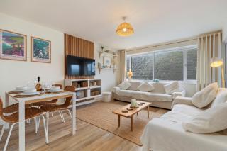 3 Monkstone Court - Close to Village and Beach - 0