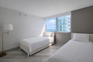 Oceanview Brickell 2-Bed Condo - 2