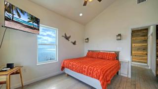 Sleeps 54 5 Homes Private Boat Dock Waterfront Pool Views Laguna Village - 3
