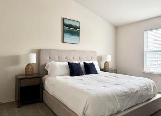 Landing Beautiful 1BD Gym Clubhouse - 0