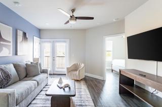 Landing Chic 2BD Gym Clubhouse - 8