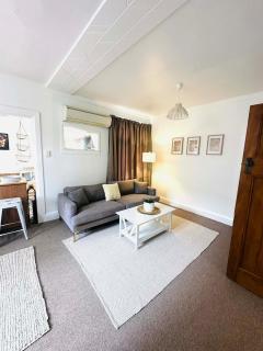 Reed Street Retreat! - 8