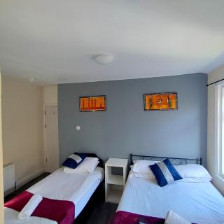 South Cliff Hotel - 1