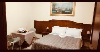 Hotel Colosseo Colleferro - 1
