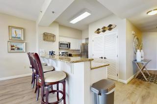 TOPS'L Tides 411 - 1