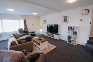 Redwood Lodge Retreat by Aotearoa Escapes - 3
