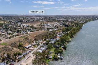 Decked Out on River Lane - 3