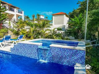 Casa Estrella, Relaxation Begins - 3