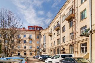 Between Books & Power G4 Self Check in - 6