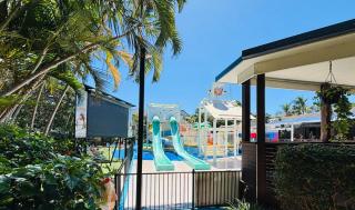 Turtle Beach Family Holiday Haven - 1