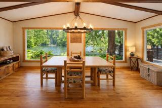 Rivers Edge by NW Comfy Cabins - 2