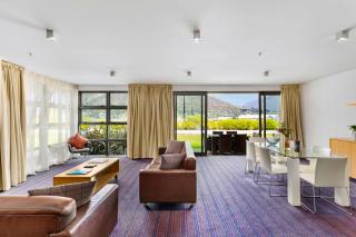 Queenstown Lakefront & Beach, Mountain Views, 3BRs 3Baths - 9