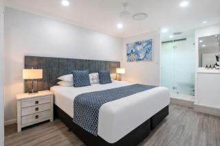 Poinciana 204 & Free Buggy- Hamilton Island - 2
