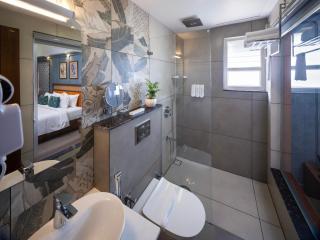 Hill Seasons Resorts and SPA - 1