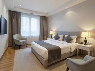 Hotel Grand Loft Near IGI Airport New Delhi - 5