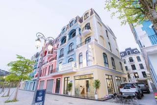 The Muse Hotel 3 - 9