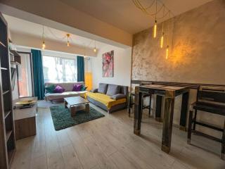 Artistic 1BR Near Mall with Private Balcony - 3