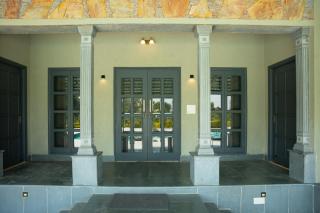 Raas Stays by ELIVAAS 4-BHK Retreat With Private Pool, Gardens, Lounge & Scenic Aravali Views - 1
