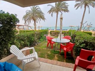 شالية العين السخنة قرية بيلاجيو عائلات صف اول على البحر - 7