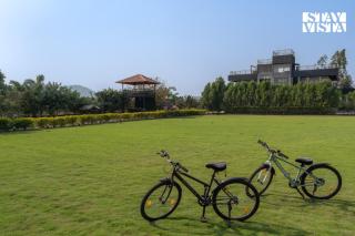 StayVista at Ashbourne Estate with AC, BBQ, Bonfire - 1