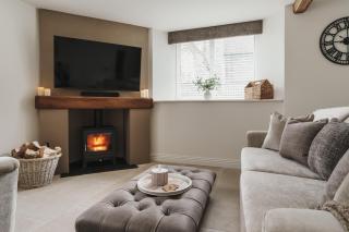 Valmere Retreat, Luxury Sleeps 4, Windermere - 3