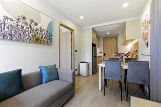 Brand new 1BR Ozone Condo, Panoramic Windows # 8557 - 7