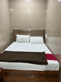 Hotel Golden Inn Takshila Andheri - 3