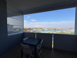 Aprilia Breeze, Piscina e Magnifica Vista sul Porto - 0
