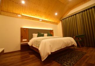 Private Villa Alpine Escape 6BHK - 1