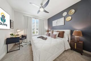 Modern 2BR w Pool Pet-Friendly Unit #16 - 6