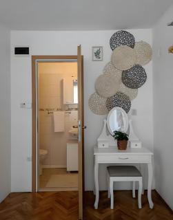 The Stone Alley Retreat - 5