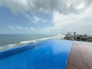 2BR Beachfront À La Carte, Ocean View, Near My Khe Beach - 2