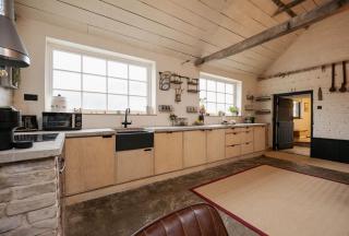 The Farrier's Shop - 8